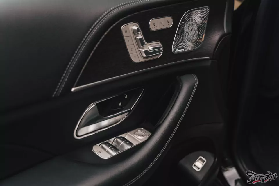 Химчистка салона для Mercedes GLE 400d